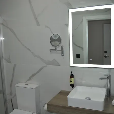 Hotel Ibi 3*