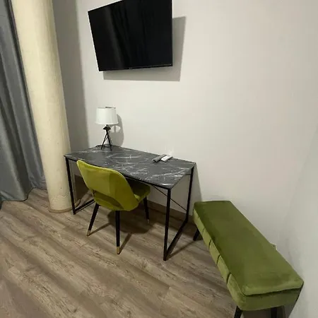 מלון Hotel Ibi