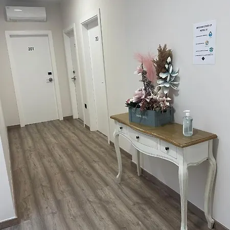 Hotel Ibi 3*