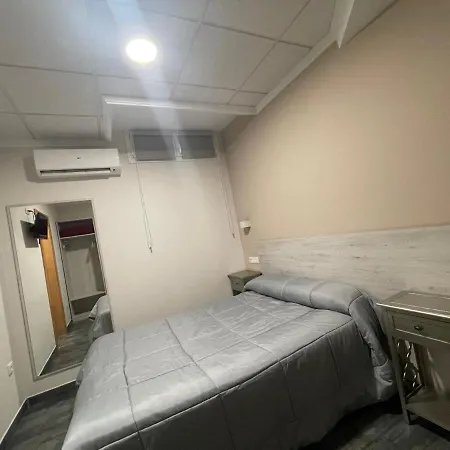 Ξενοδοχείο Hotel Ibi Ibi