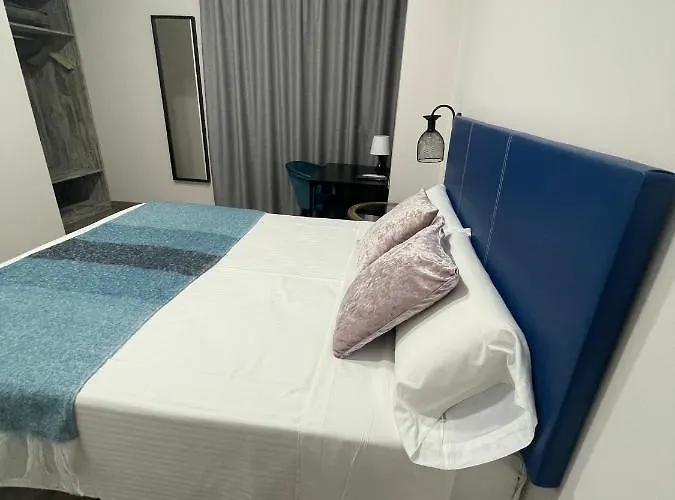 فندق Hotel Ibi 3*