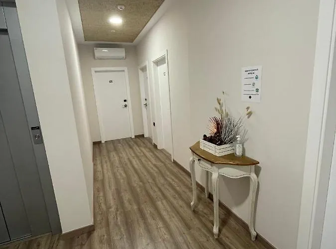 Hotel Ibi فندق 3*