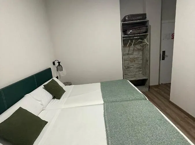 Hotel Ibi فندق 3*